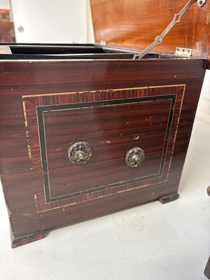 Lot 11 - A late 19th century Swiss bells in sight music box.