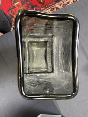 Lot 625 - A Whitefriars textured glass Drunken Bricklayer vase designed by Geoffrey Baxter.