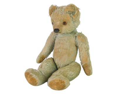Lot 291 - An early 20th century teddy bear.