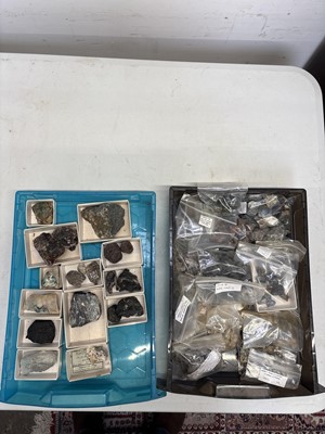 Lot 31 - A large quantity of mixed UK and world rock and mineral samples.