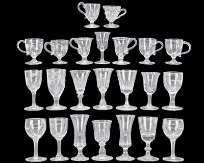 Lot 541 - A collection of 23 assorted glasses.