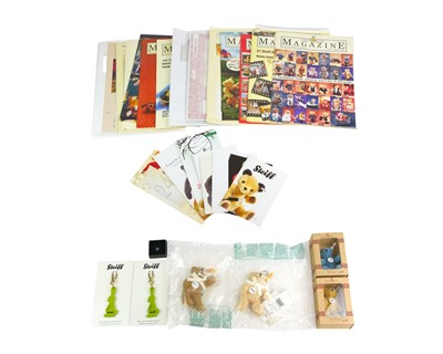 Lot 227 - Steiff mixed lot.