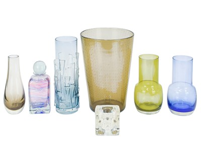 Lot 685 - An Isle of Wight glass perfume bottle.