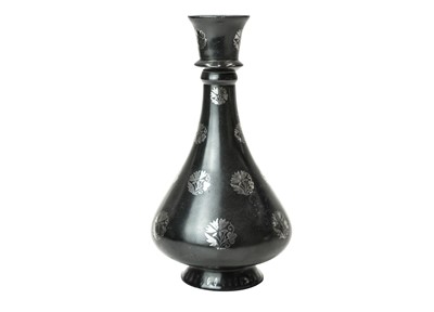 Lot 373 - An Indian Bidri silver inlaid vase.