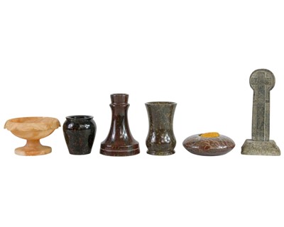 Lot 43 - A mixed lot to include a Jerusalem olive wood goblet.
