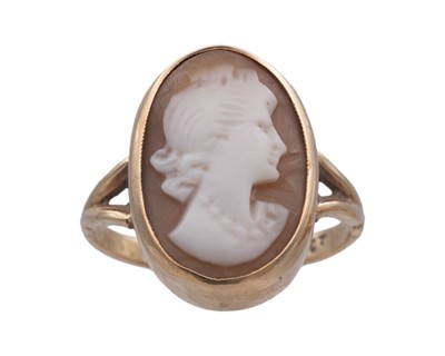 Lot 32 - Two 9k gem set rings.