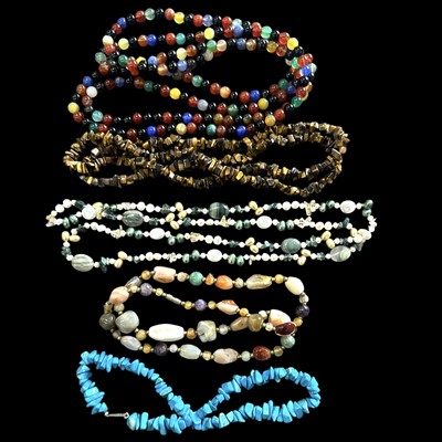 Lot 61 - Five semi-precious/natural stone necklaces,...