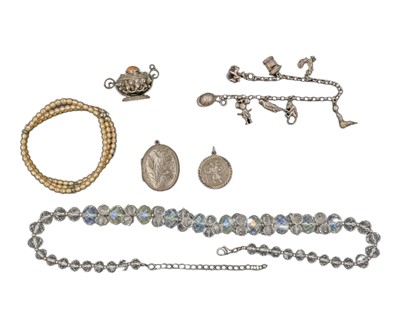 Lot 456 - A selection of silver and white metal jewellery.