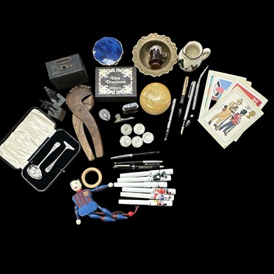 Lot 151 - A mixed lot including fountain pens, Micky...