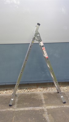 Lot 15 - A HAILO Combination Ladder / Step Ladder.