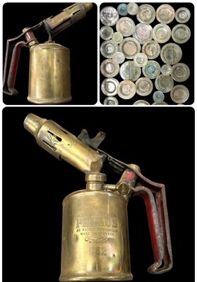 Lot 68 - A Swedish Primus blow lamp, 632 by Bahco of...