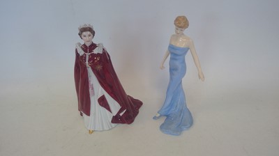 Lot 12 - A Royal Worcester Queen Elizabeth II 80th...