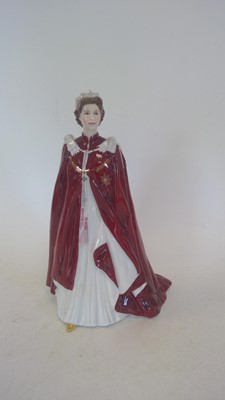Lot 12 - A Royal Worcester Queen Elizabeth II 80th...