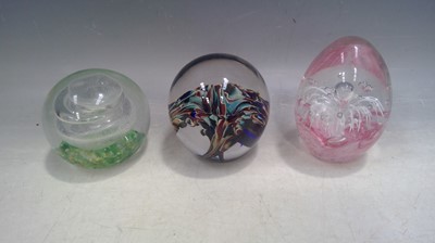 Lot 38 - A Selection of Paperweights.