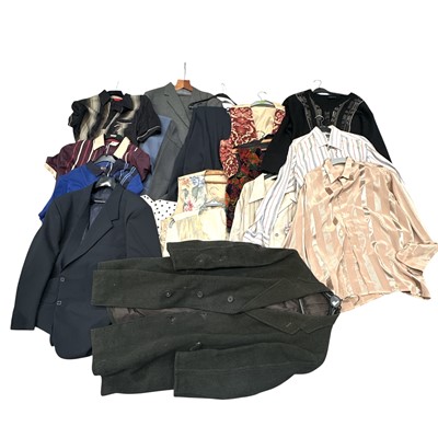 Lot 124 - A selection of vintage men's clothing in a...