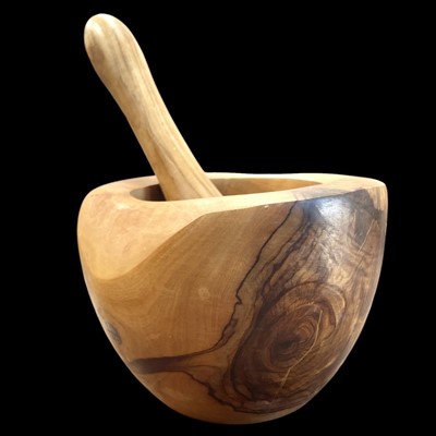 Lot 70 - An Olive Wood Pestle & Mortar 12.5cm high.