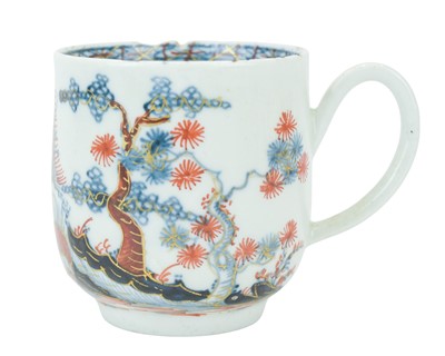 Lot 556 - An English porcelain teacup.