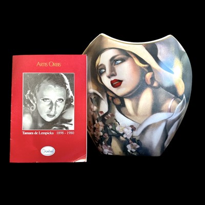 Lot 181 - A Goebel art pottery vase featuring Tamara de...