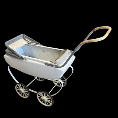 Lot 236 - A vintage toy pram.