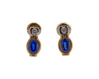 Lot 29 - An attractive modern 18k yellow and white gold diamond and sapphire set demi-parure.