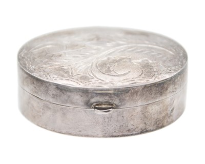 Lot 262 - A modern silver oval hinge lidded pill or trinket box, containing a silver sixpence & 6 x 3d coins.