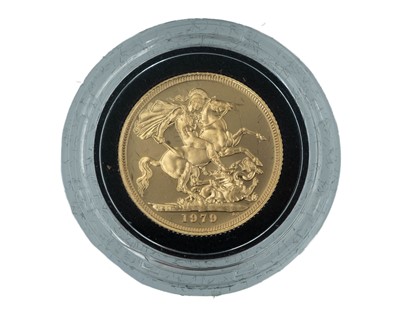 Lot 5 - GB - A Queen Elizabeth II 1979 proof sovereign gold coin.