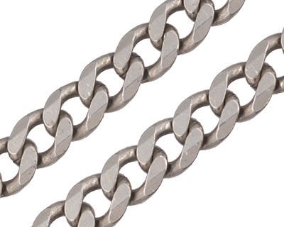 Lot 389 - A silver curb-link 19.5" neck chain.