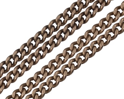 Lot 486 - An Italian 9k curb link 20.5" neck chain.
