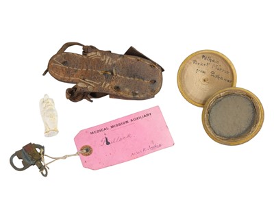 Lot 9 - A collection of North West Indian artefacts.