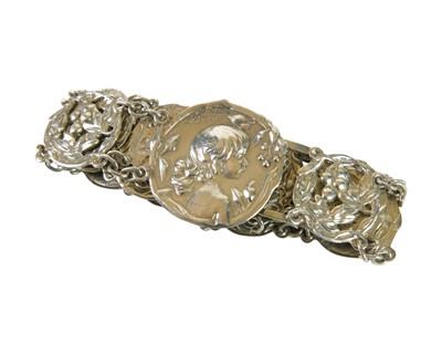 Lot 414 - An Edwardian silver waist belt.
