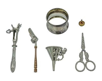 Lot 334 - A selection of imported silver.