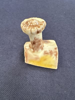 Lot 629 - A creamware Whieldon type cow creamer and cover.