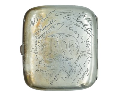 Lot 95 - An 800 silver cigarette case with autographs.