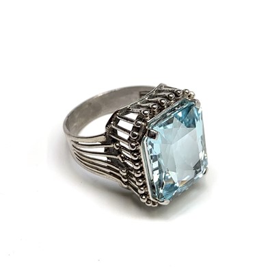 Lot 2468 - A contemporary white gold ring set an...