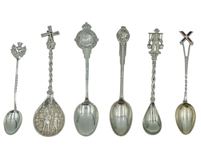 Lot 175 - A selection of silver teaspoons.