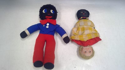 Lot 192 - A Vintage Topsy Turvy Doll and a Knitted Golly.