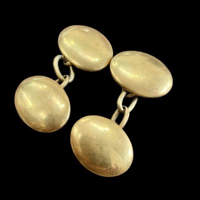 Lot 208 - A pair of gold cufflinks that test as...