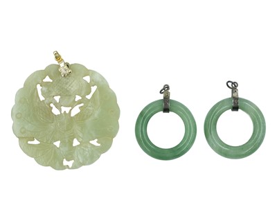 Lot 417 - A pair of silver mounted jade earrings.