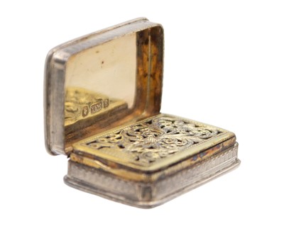 Lot 131 - A Victorian silver vinaigrette by Yapp & Woodward.