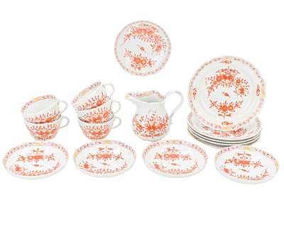 Lot 582 - A Meissen 'Indian Painting' pattern part tea service.