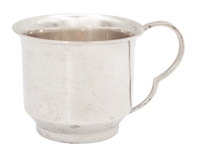 Lot 157 - A silver Christening mug by Lee & Wigfull.