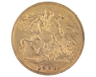Lot 65 - GB - A Victoria 1900 half sovereign gold coin.