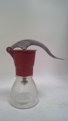 Lot 19 - A 1930's BEL Empire Jubilee, Bakelite Cream...