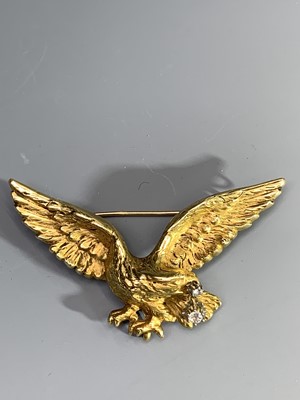 Lot 2429 - A very high purity French gold eagle brooch...