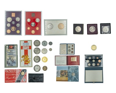 Lot 59 - GB - A collection of special issue crown coins, 4 x proof sets, and a 1981 Royal Wedding gold foil stamp.