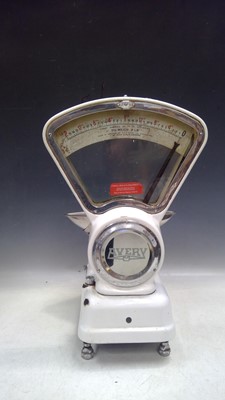 Lot 191 - Vintage Avery Shop Scales, the Scales are...