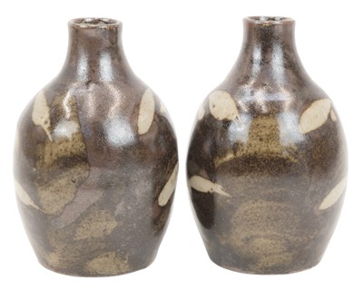 Lot 476 - Shoji HAMADA (1894-1978)