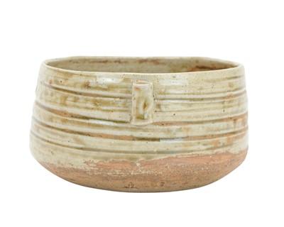 Lot 546 - Janet LEACH (1918-1997)