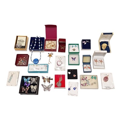 Lot 14 - A collection of boxed costume jewellery.