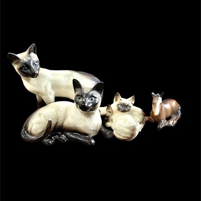 Lot 158 - Two boxed John Beswick Siamese Cats, a boxed...